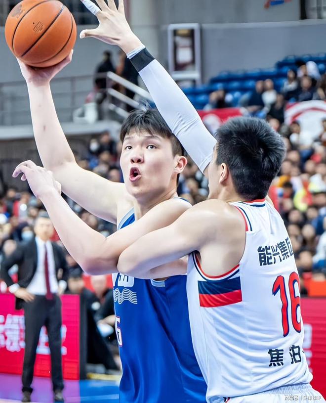 易游体育-包含风云突变纽约尼克斯国际比赛日强势反弹，CBA季后赛版图或变，球迷炸锅，身体对抗强度拉满的词条