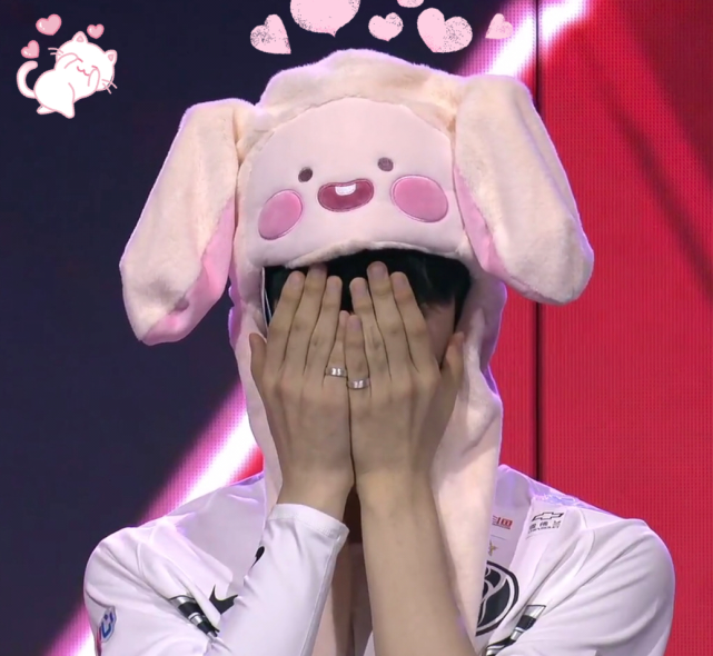 YY体育-TheShy回归赛场，高光表现首场状态亮眼，拜仁观众沸腾！的简单介绍